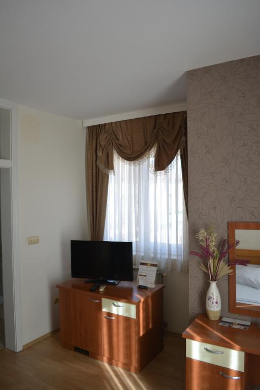 Motel Braca Lazic Биелина Екстериор снимка