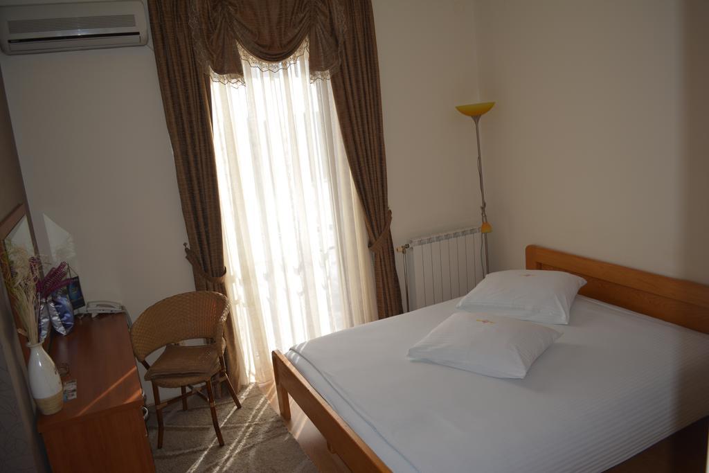 Motel Braca Lazic Биелина Екстериор снимка