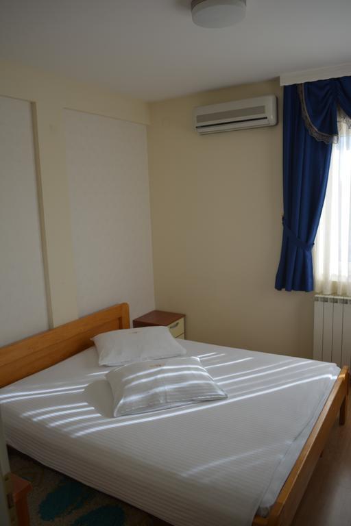 Motel Braca Lazic Биелина Екстериор снимка