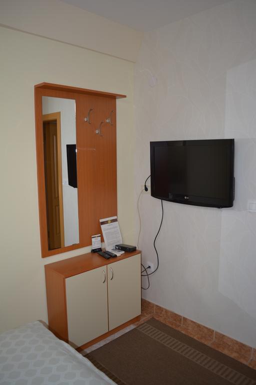 Motel Braca Lazic Биелина Екстериор снимка