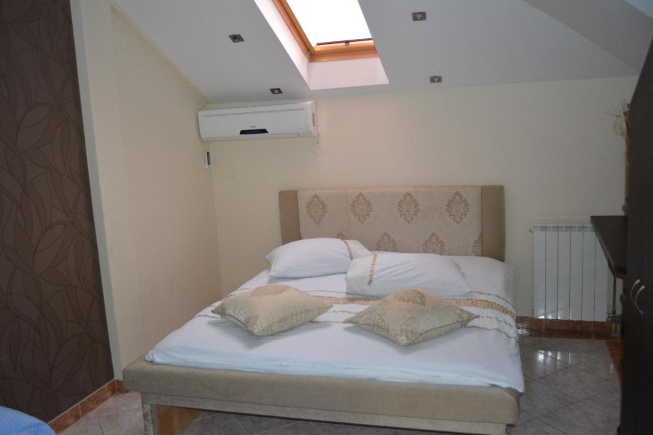 Motel Braca Lazic Биелина Екстериор снимка