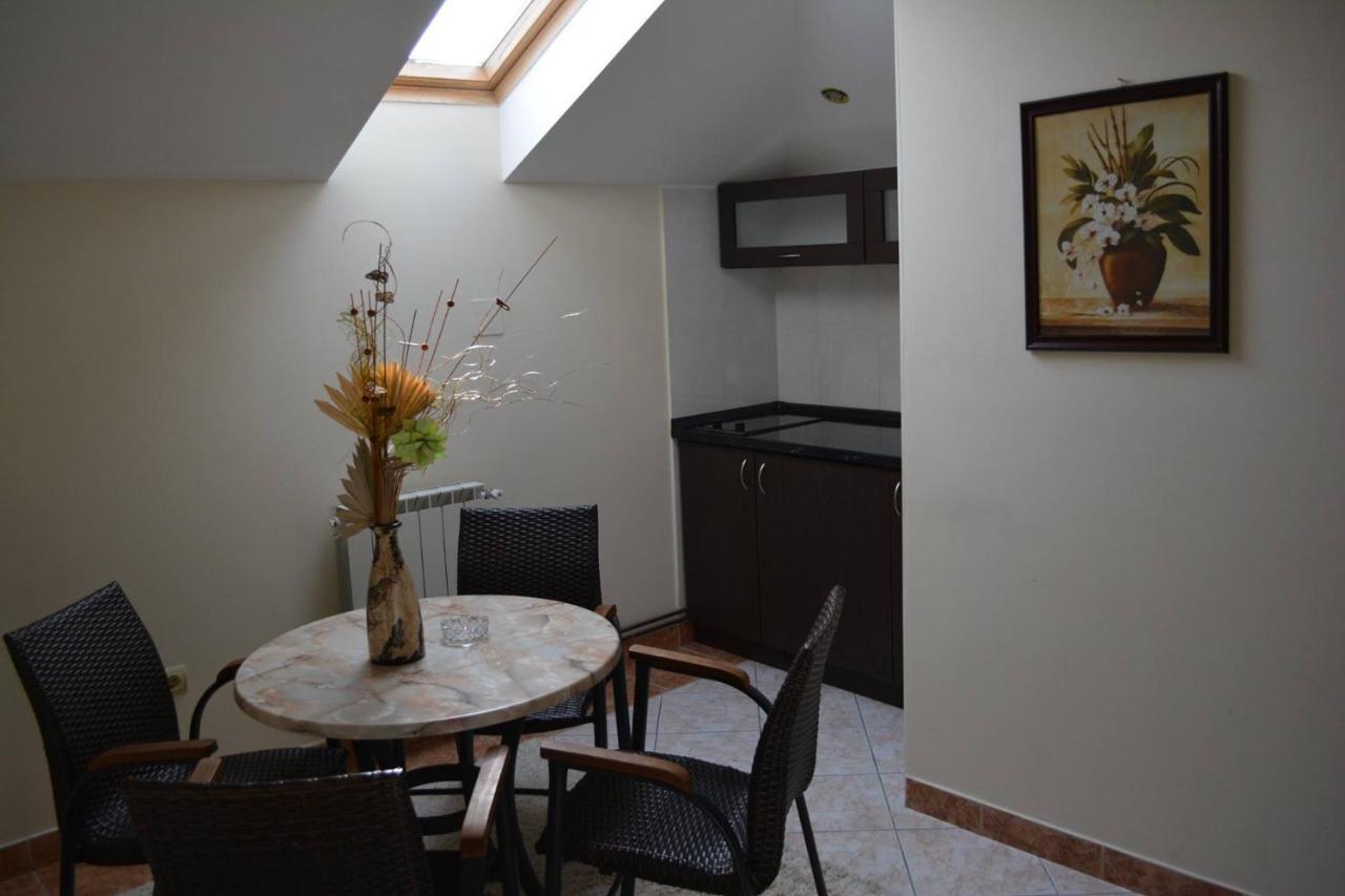 Motel Braca Lazic Биелина Екстериор снимка