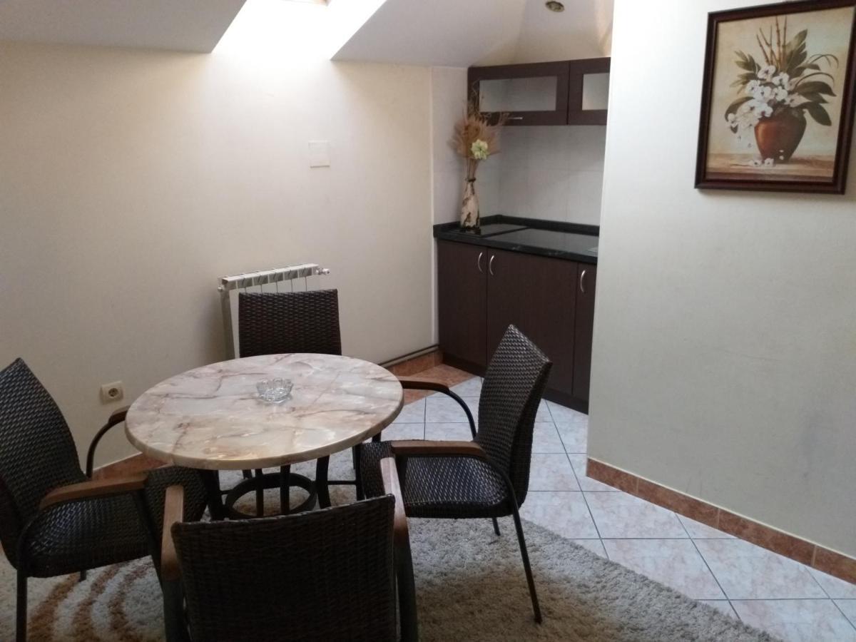 Motel Braca Lazic Биелина Екстериор снимка